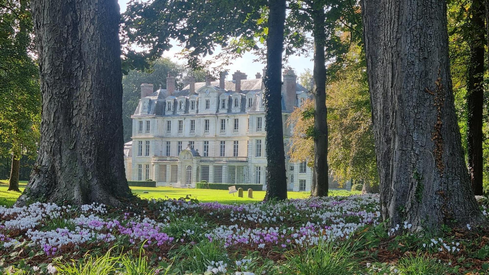Les Ecuries Du Chateau De Brumare Brestot Eksteriør billede
